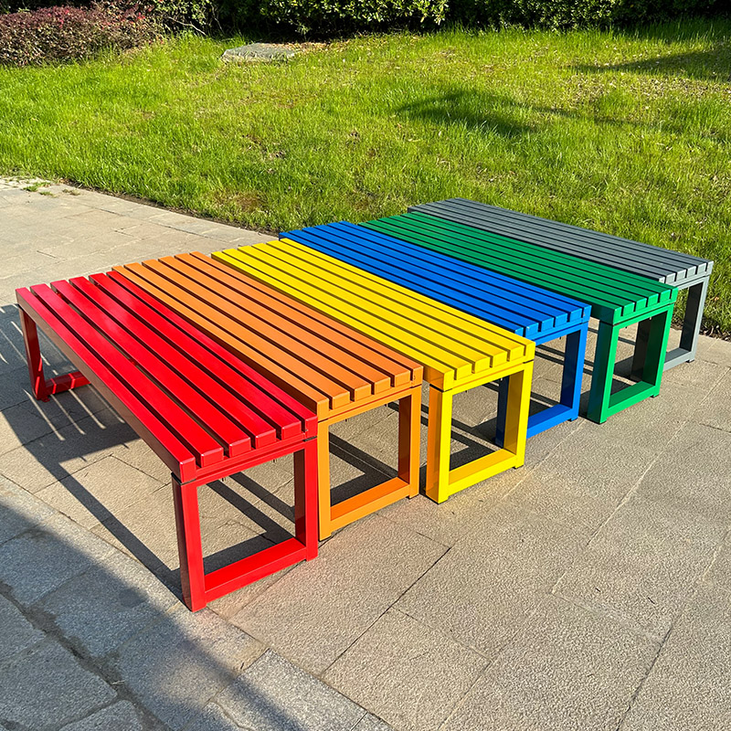 Outdoor Furniture Metal Chairs - İnternet ünlüsü Sırtlıklı beyaz bank Tamamen